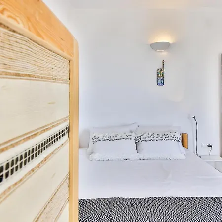 Lilly's Sunset Apartment Mykonos Town