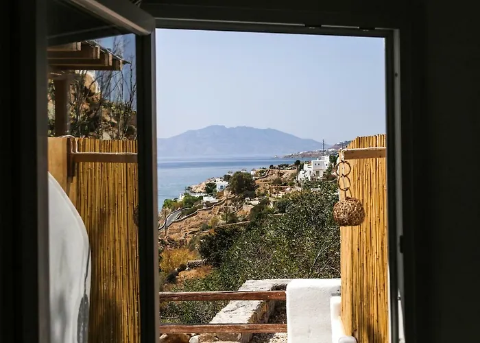 Lilly's Sunset Apartment *